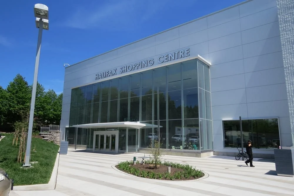 exterior of the halifax shopping centre 